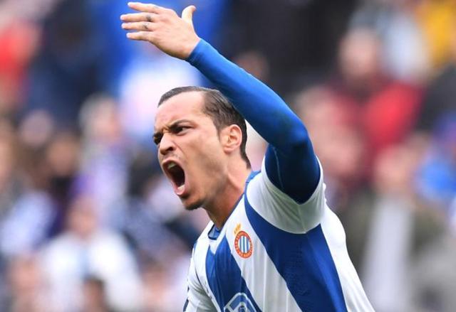 国王，状态爆棚，引发争议！